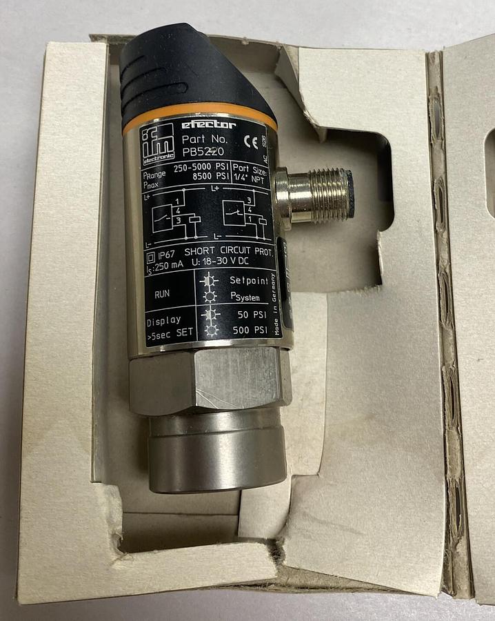 IFM Efector,500 PB5220,Pressure Sensor New In Box