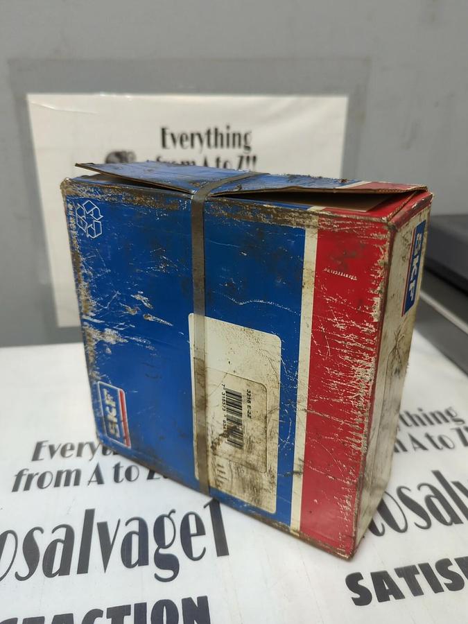 SKF,3218 E-2Z,ANGULAR CONTACT BEARING 90MM BORE 160MM OD NOS