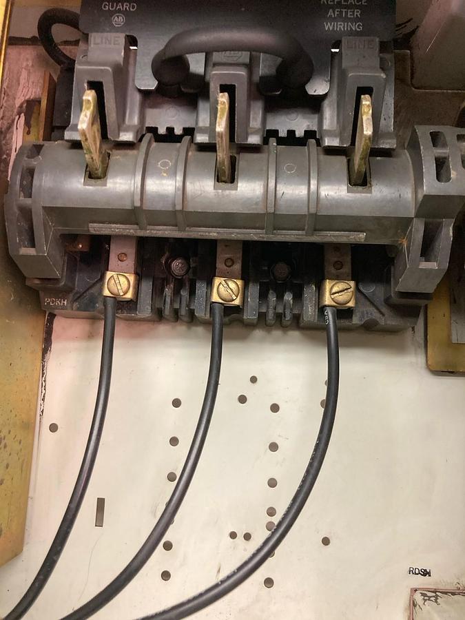 Used Allen-Bradley,2192F,12 INCH FUSED Disconnect MCC Bucket 30A 600V 60Hz