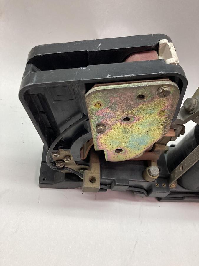 Used Square D,7004 MEO1,Ser A DC Contactor 230/240VDC 100A