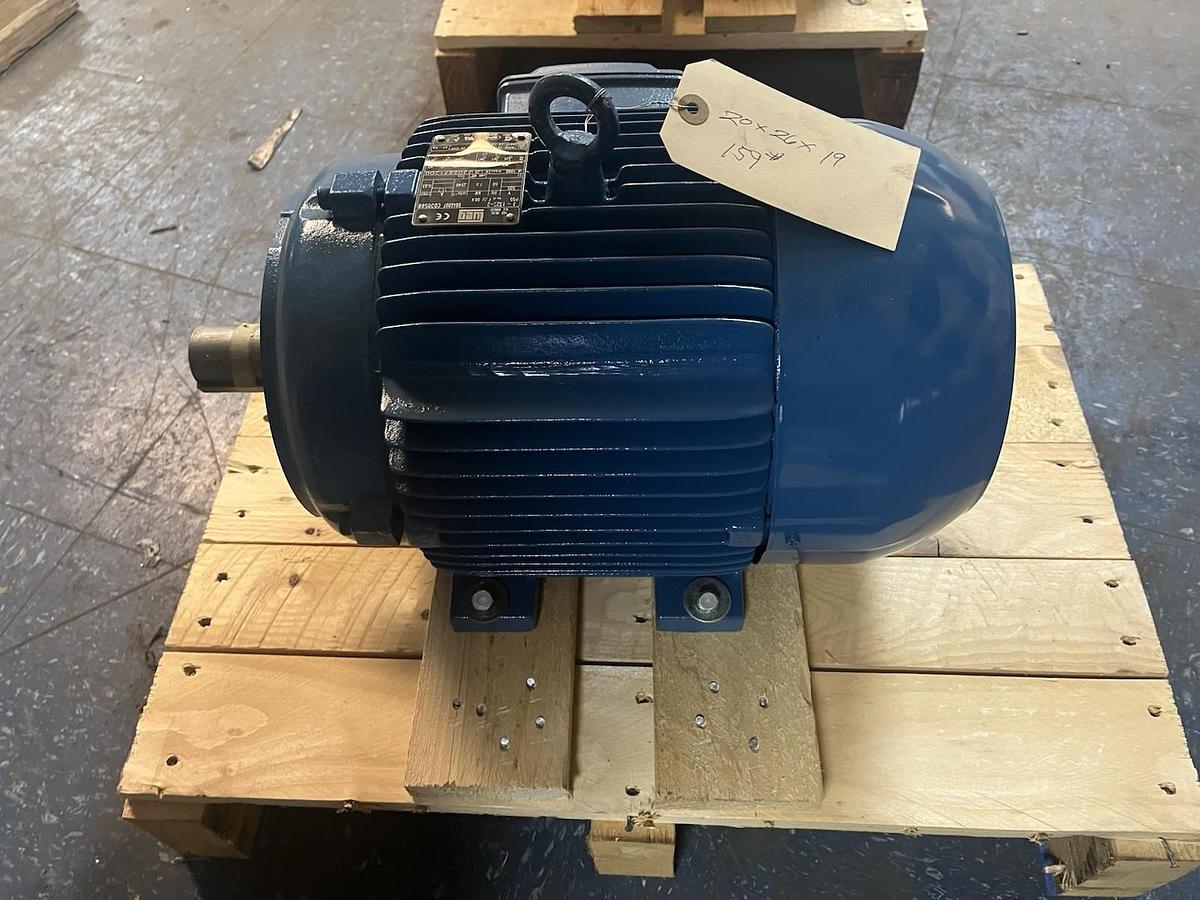 WEG,1ETEIF3IXP7.502E,MOTOR 7.5kW 10HP 500V 3PH IP55 132S 2940RPM