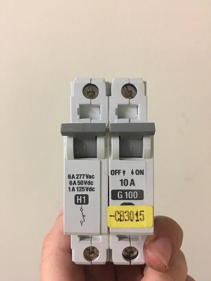 Allen Bradley,1492-ACB/ 1942-CB1,Series B H1 10A G100 CIRCUIT BREAKER Lot Of 4
