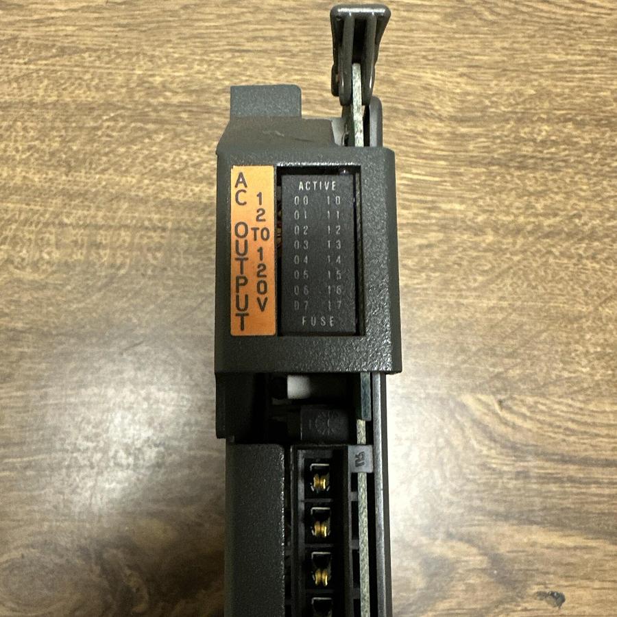 Used Alen Bradley,1771-OAD,Output Module