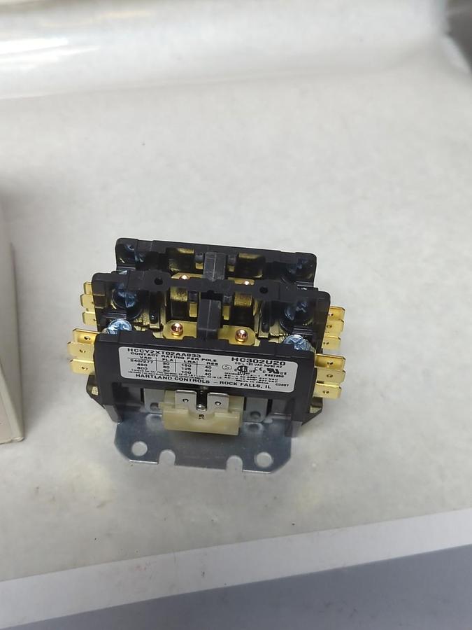 HARTLAND CONTROLS,HC302U20,DEFINITE PURPOSE RELAY 2-POLE 30 FLA 40A RES NOS