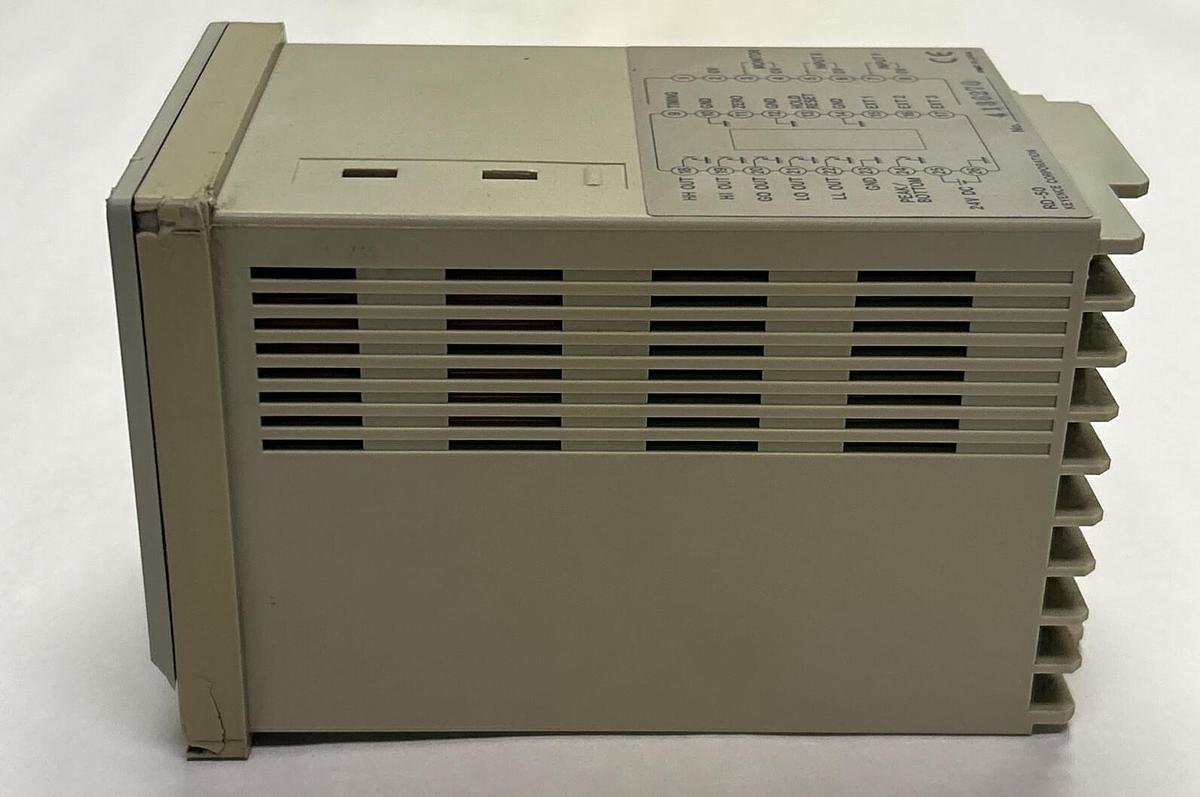 Used KEYENCE CORP,RD-50RW,ANALOG SENSOR CONTROLLER