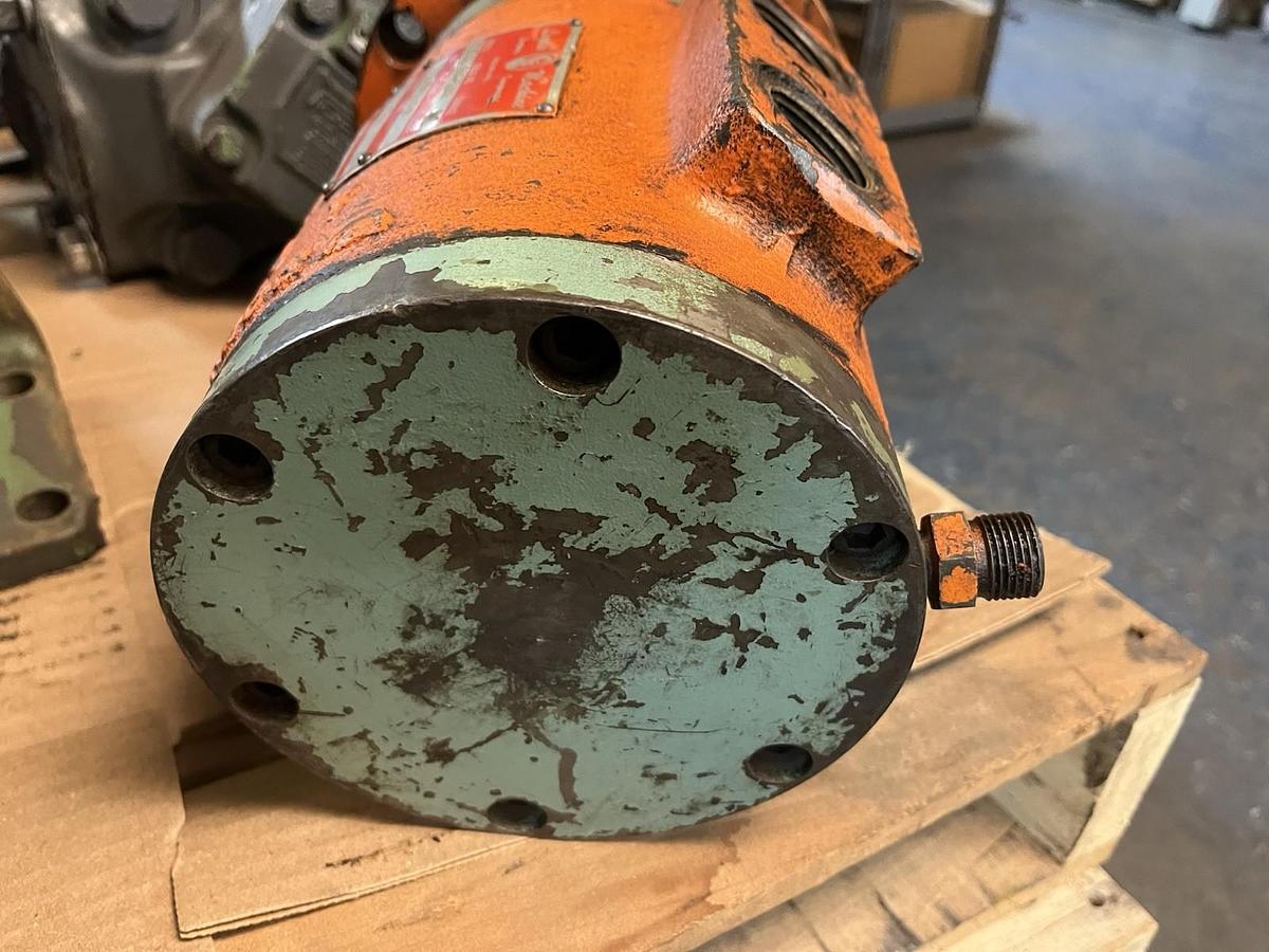 Used LINCOLN MACHINE,C12703,HYDRAULIC DISTRIBUTOR CYLINDER