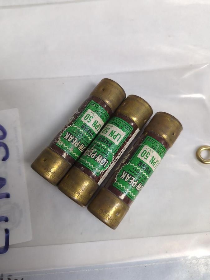 Used COOPER BUSSMANN,LPN-50,LOW-PEAK 50 AMP FUSE LOT OF 3 PRE-OWNED