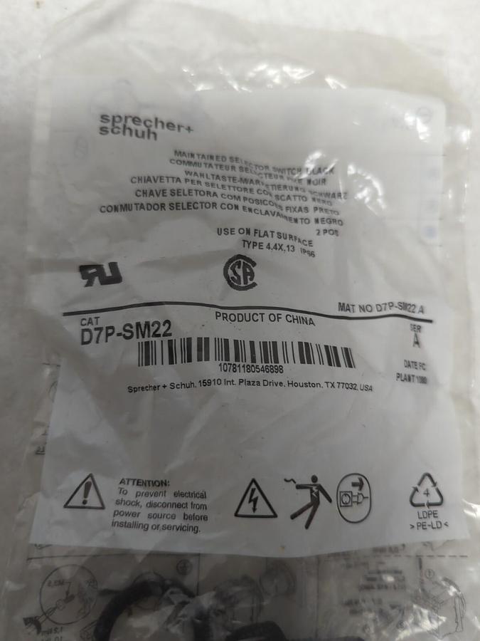 SPRECHER+SCHUH,D7P-SM22,MAINTAINED SELECTOR SWITCH BLACK NEW