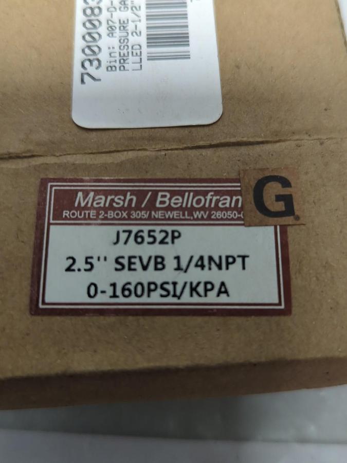 MARSH,J7652P,GAUGE 2-1/2 IN FACE 1/4 IN NPT BOTTOM CONNECTION 0-160PSI NOS