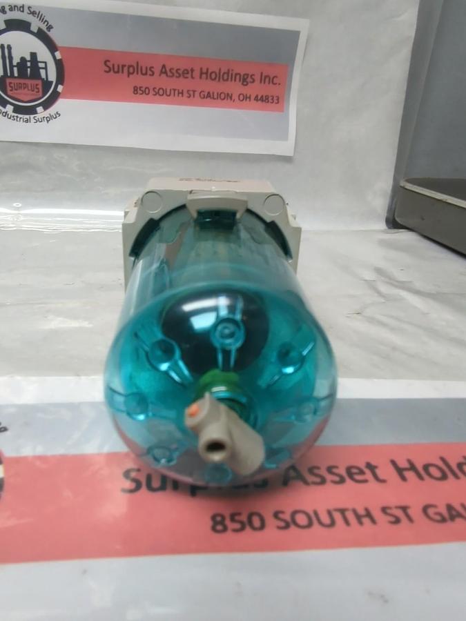 Used SMC,AFM40-N067-A,PNEUMATIC FILTER ELEMENT 150PSI PRE-OWNED