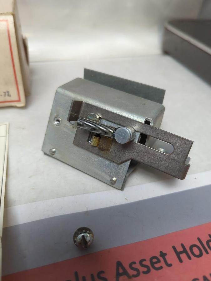 CUTLER-HAMMER,C360KA1,CONTROL CIRCUIT INTERLOCK NOS