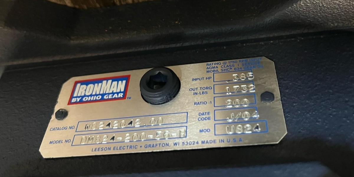 IRONMAN,DM824-200-56-B,GEAR REDUCER RATIO 200 .385HP