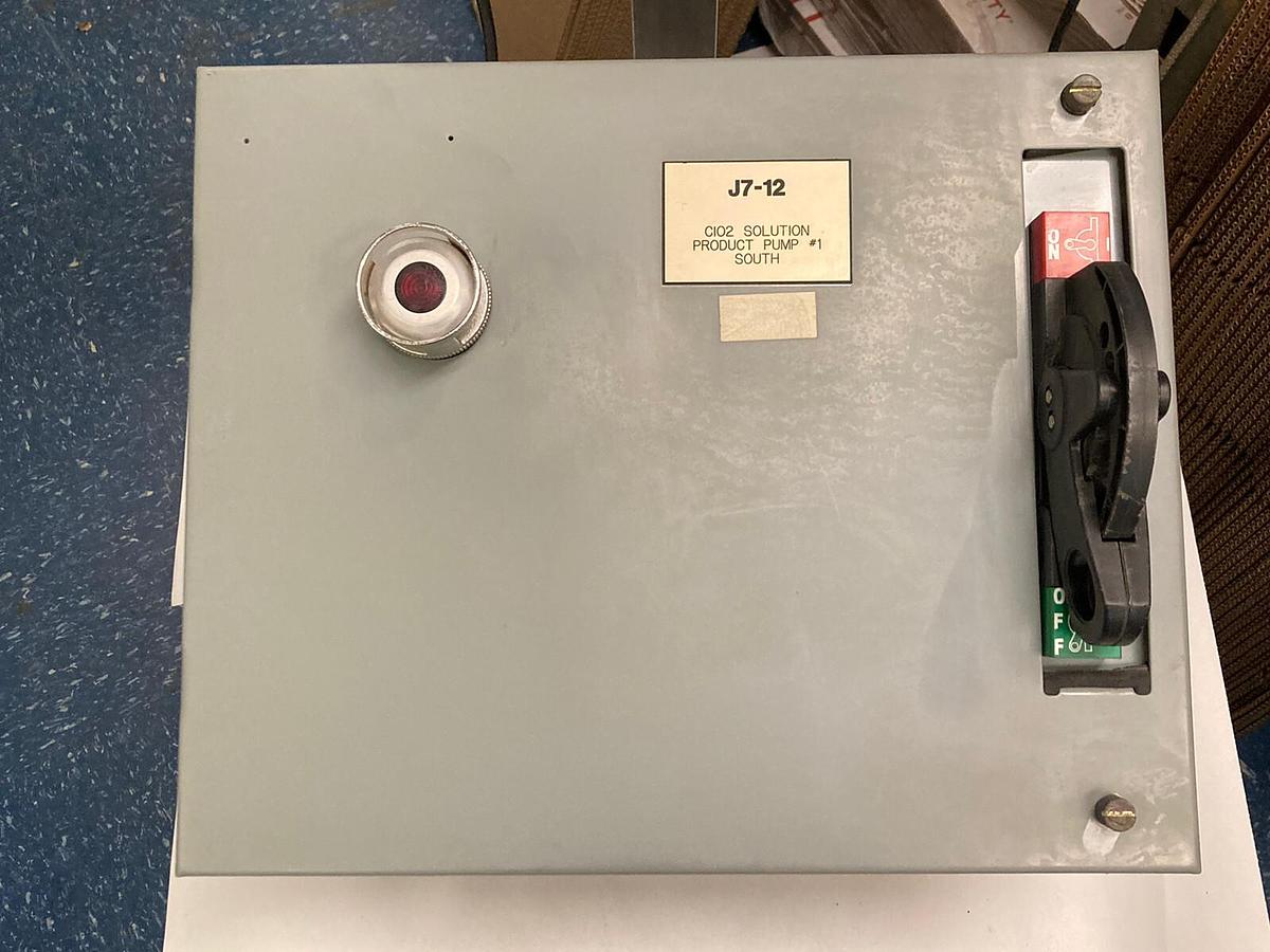 Used Allen Bradley,2100 2192,60 Amp 12 INCH Fused MCC Disconnect Feeder Bucket