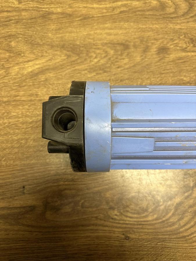 Used Pentek,001,10" Standard Water Filter Housing 1" NPT