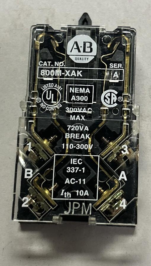 Used ALLEN BRADLEY,800M-XAK,CONTACT BLOCK NEW