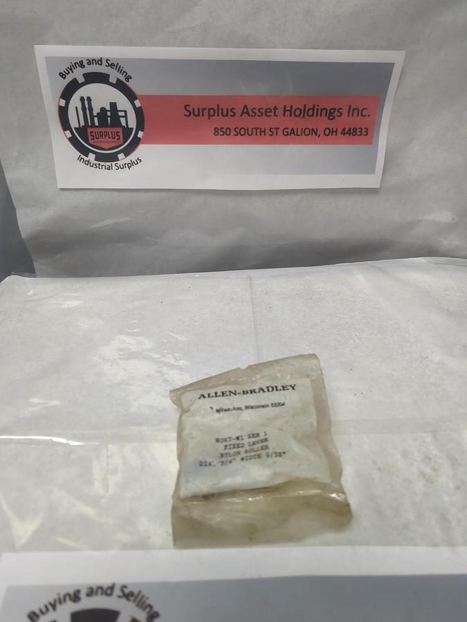 ALLEN BRADLEY,802T-W1,SERIES 1 FIXED LEVER NYLON ROLLER 3/4 INCH X 9/32 INCH NOS