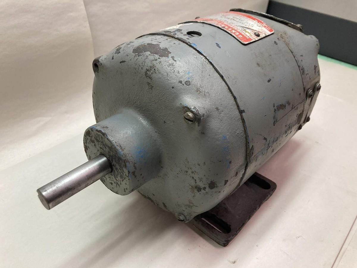 Used General Electric,5BC46AB1571B,Tachometer Generator 1000rpm 100v