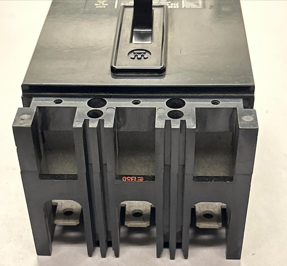 Used WESTINGHOUSE,EB3050,CIRCUIT BREAKER 50A 3P 240V