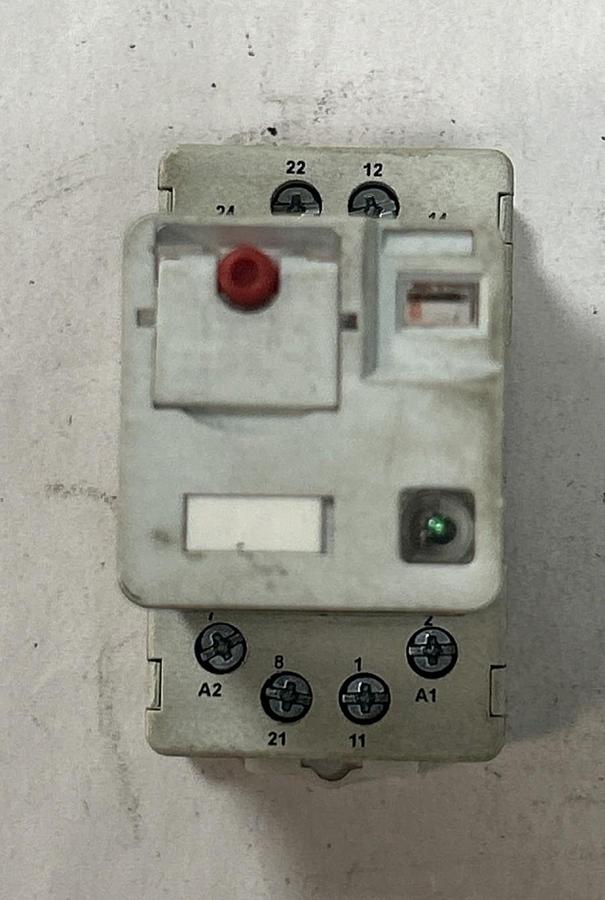 Used AUTOMATION DIRECT,750-2C-120A,RELAY W/ 700-HN100 SOCKET BASE