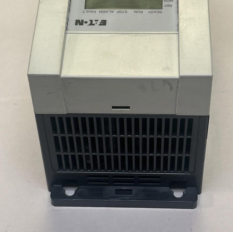 Used EATON,MMX32AA7D0N0-0,AC DRIVE 2HP