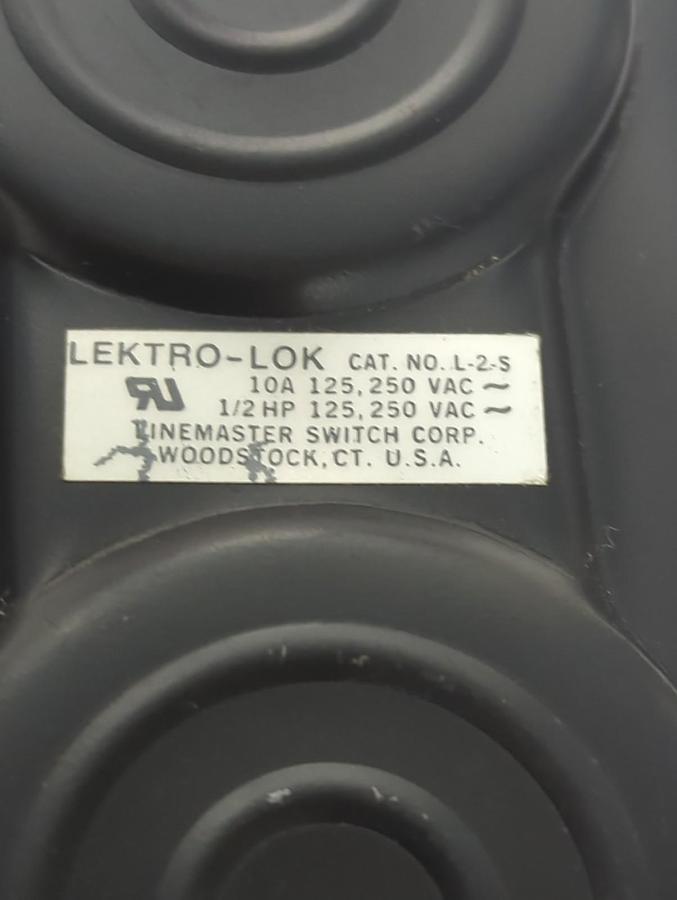 Used LEKTRO-LOK,L-2-S,ROCKER ACTION FOOT SWITCH PRE-OWNED