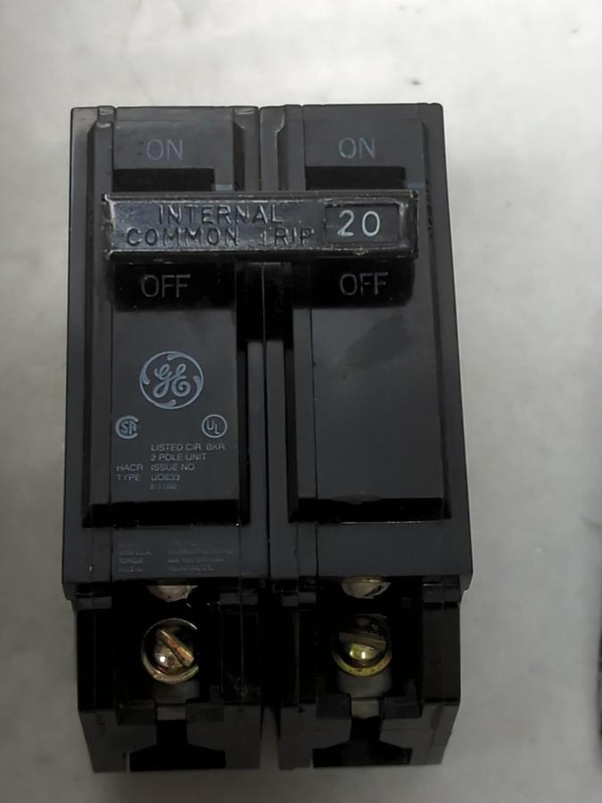 Used GENERAL ELECTRIC,RHQL2120,CIRCUIT BREAKER 2-POLE 20 AMP LOT OF 3 PRE-OWNED