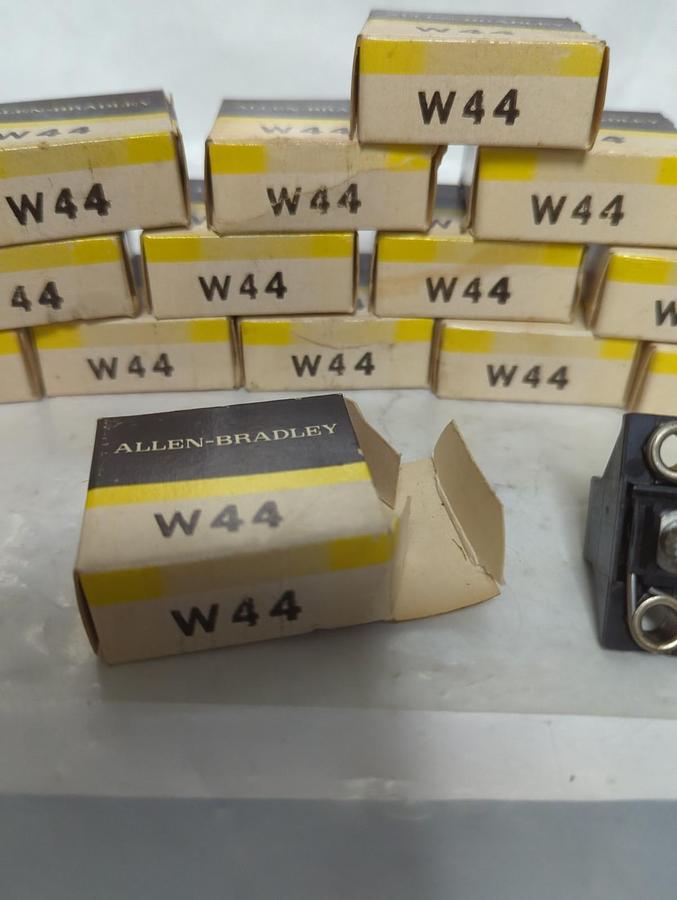 ALLEN BRADLEY,W44,THERMAL OVERLOAD HEATER ELEMENT LOT OF 17 NOS