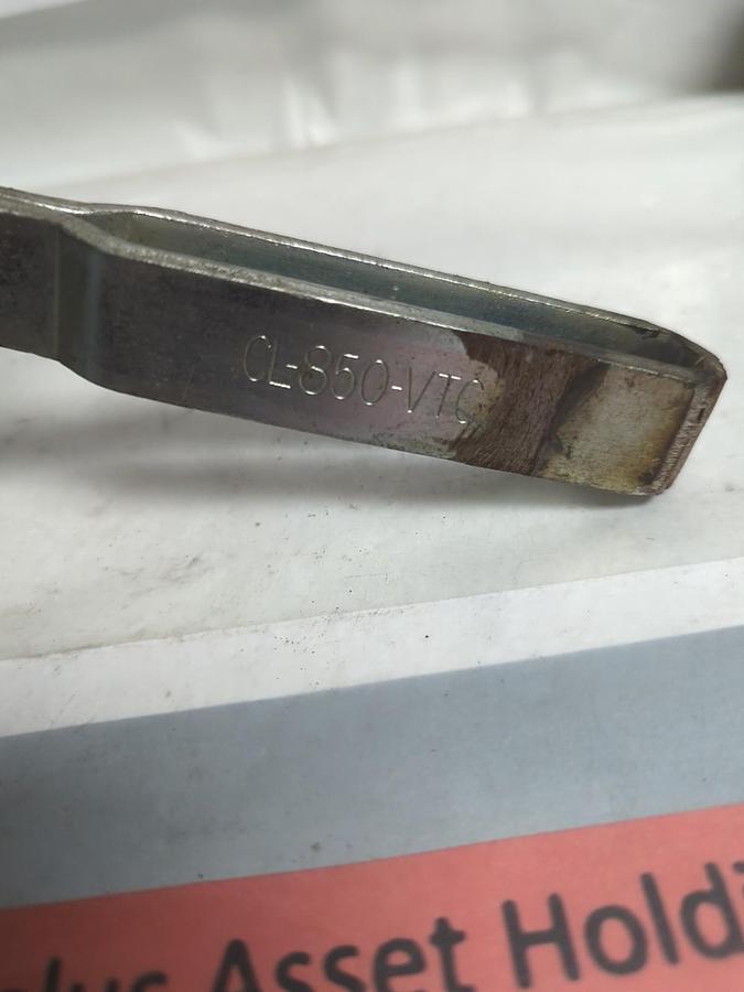 Used CARR LANE,CL-850-VTC,VERTICAL HANDLE TOGGLE CLAMP PRE-OWNED