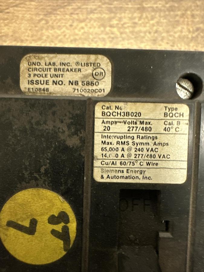 Used Siemens,BQCH3B020,20A Bolt On Circuit Breaker