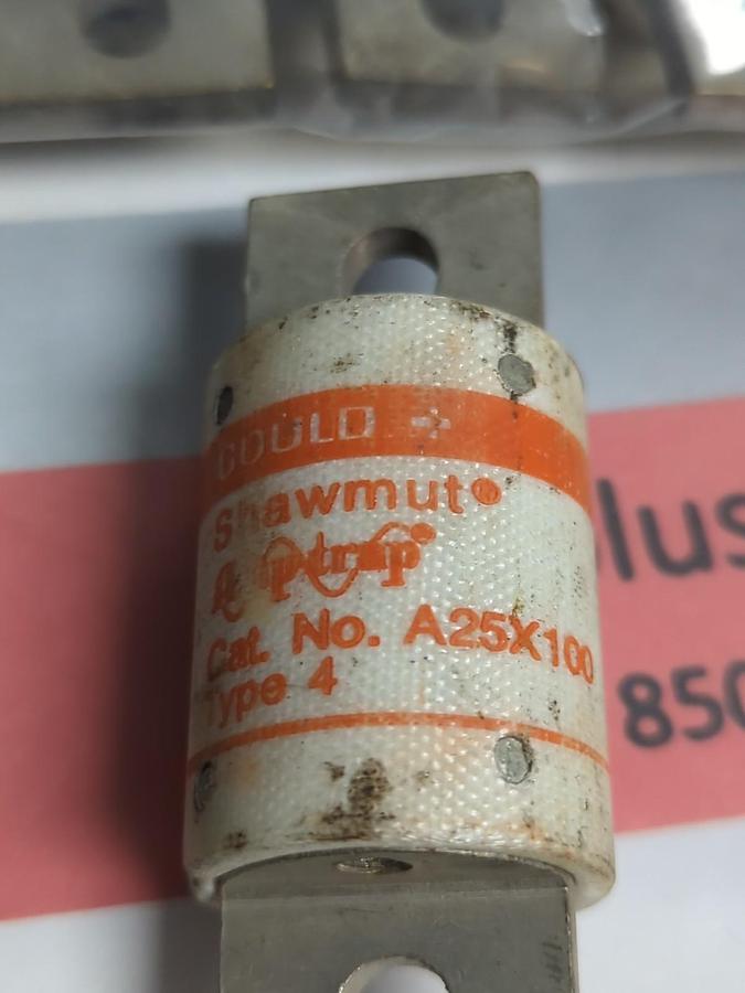 Used GOULD SHAWMUT,A25X100,TYPE 4 FUSE100 AMP LOT OF 10 PRE-OWNED