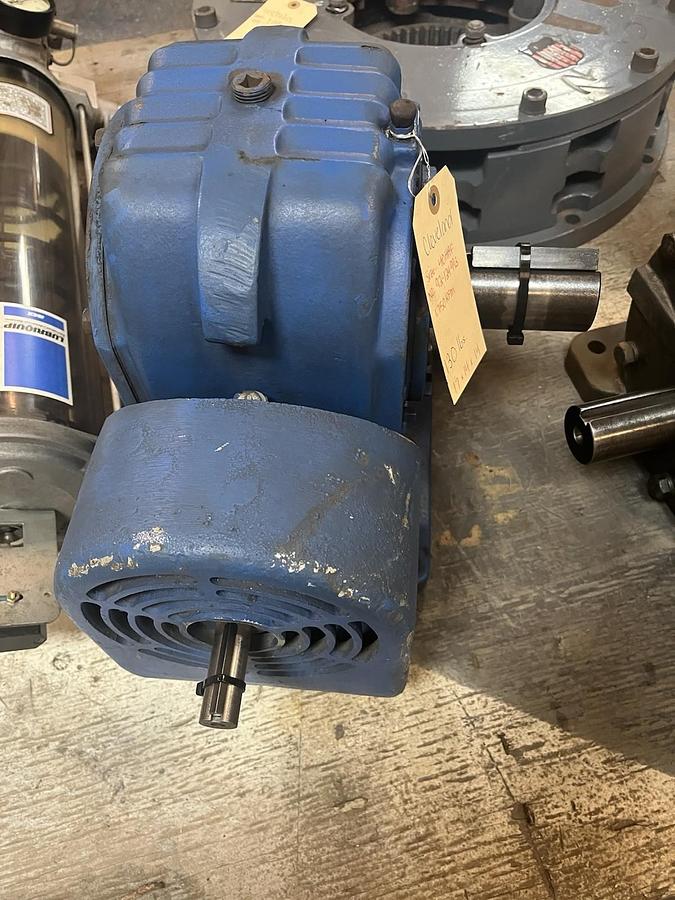 Used CLEVELAND,40HAF,WORM GEAR SPEED REDUCER SER 25 RATIO 136.2 1.63HP 1750