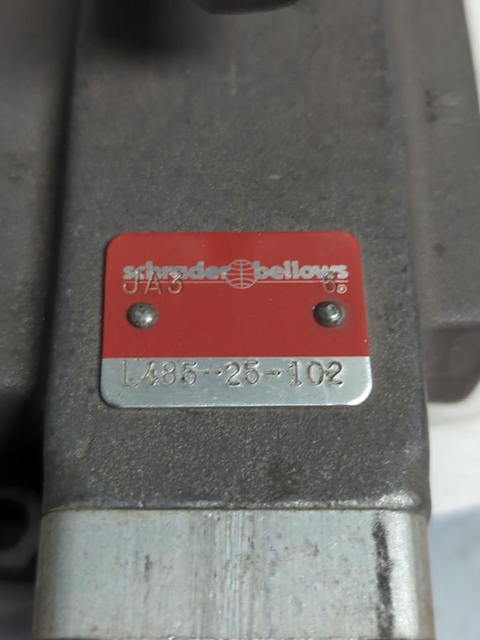 Used SCHRADER-BELLOWS,L485-25-102,SOLENOID VALVE 120V 60 110V 50 PRE-OWNED