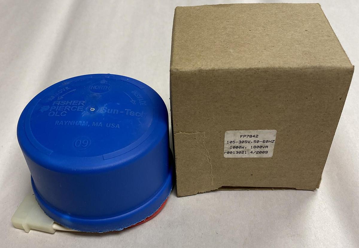 Fisher Pierce,FP7842,Sun-Tech PhotoCell NOS