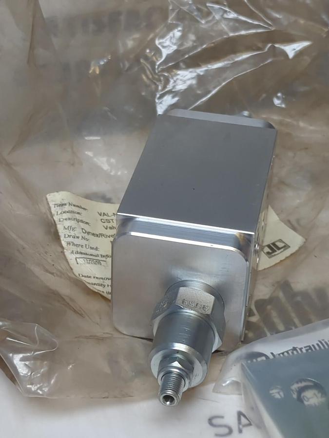 SUN HYDRAULICS,DJY 9HY9-A2,FLOW CONTROL VALVE WITH RETAINER PLATE NOS