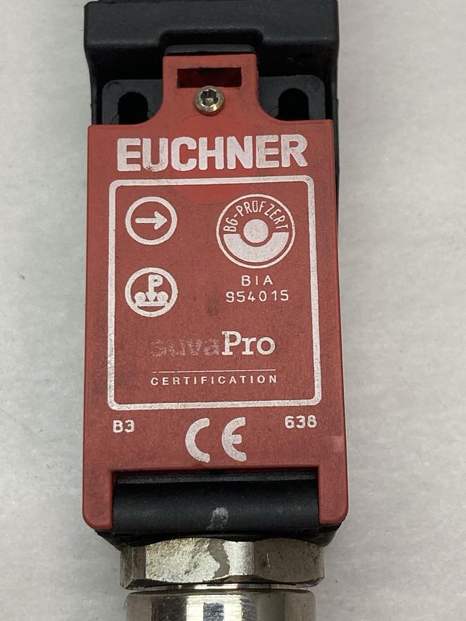 Used Euchner,NP1-638AS-M,Safety Switch Connector Limit Stop 230V 4A 24V