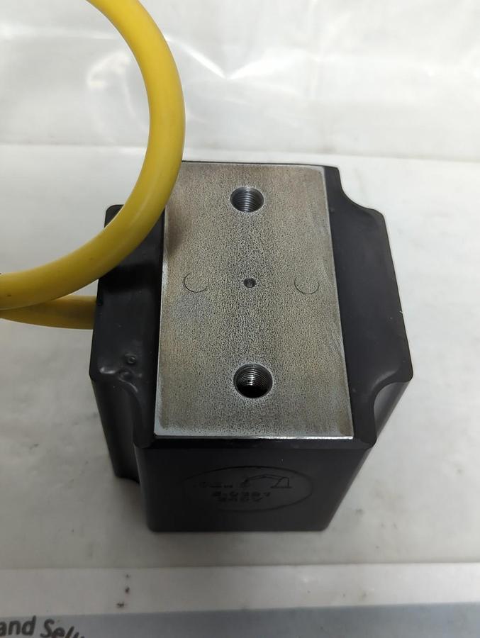 Used UNBRANDED,E-0391,VIBRATORY FEEDER COIL PICK UP MAGNET PRE-OWNED