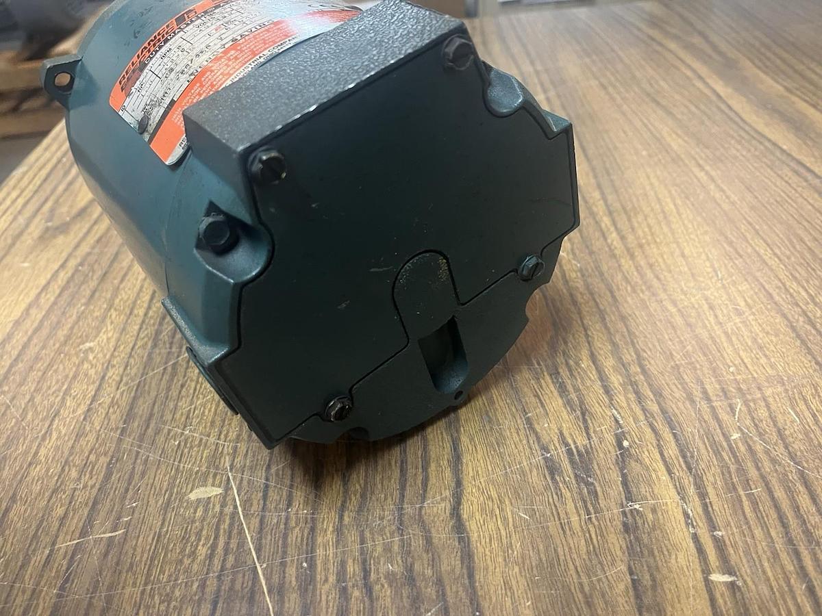 Used RELIANCE,A77B5902P,S-2000 AC MOTOR 1/3HP EA56C 3450RPM 3PH