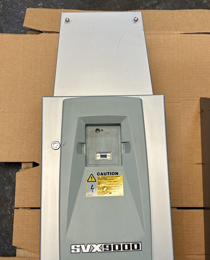 Used CUTLER HAMMER,SVX075A1-4A1B1,AC DRIVE 75HP 380-500V