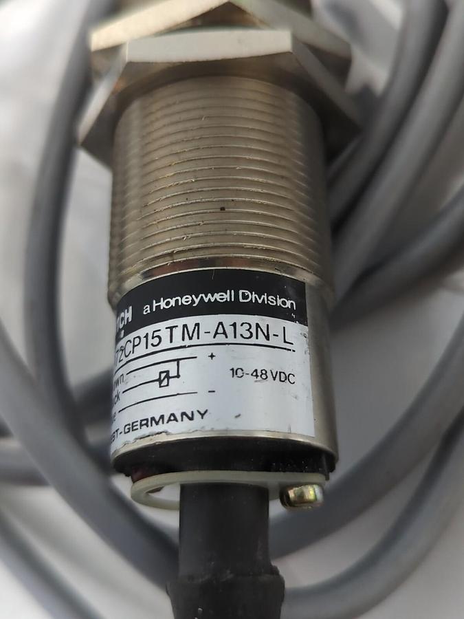 HONEYWELL,972CP15TM-A13N-L,MICROSWITCH SENSOR 10-48 VDC MISSING BOX NOS