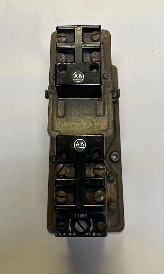 Used ALLEN BRADLEY,849Z0D321B,TIMING RELAY
