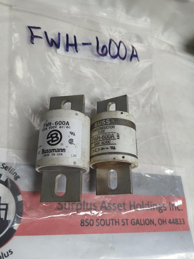 BUSSMANN,FWH 600,SEMICONDUCTOR FUSE 600 AMP LOT OF 2 NOS
