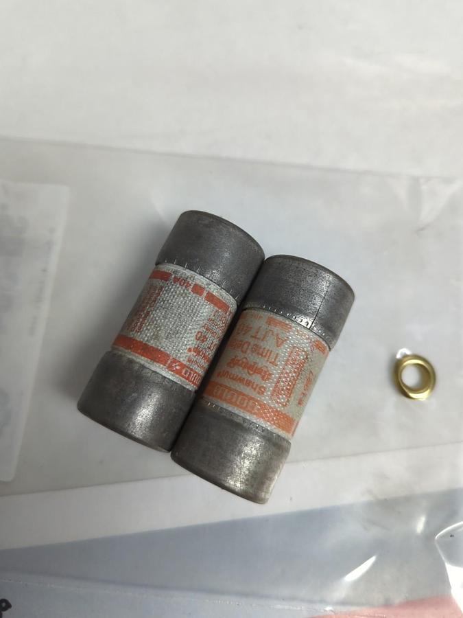 Used GOULD SHAWMUT,AJT-40,AMP-TRAP 40 AMP FUSE LOT OF 2 PRE-OWNED