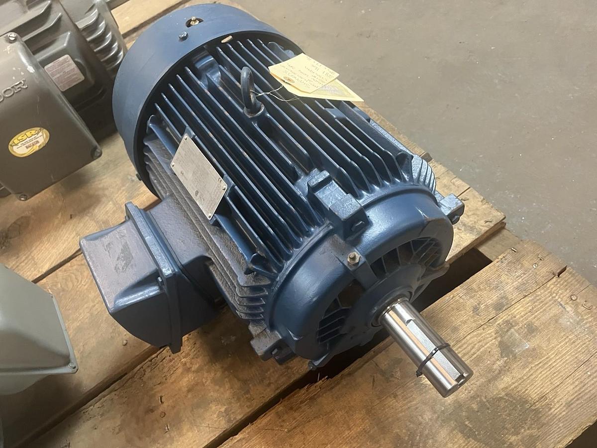 Used SIEMENS,RGZPSD,MOTOR 20HP 1755RPM 3PH 256T