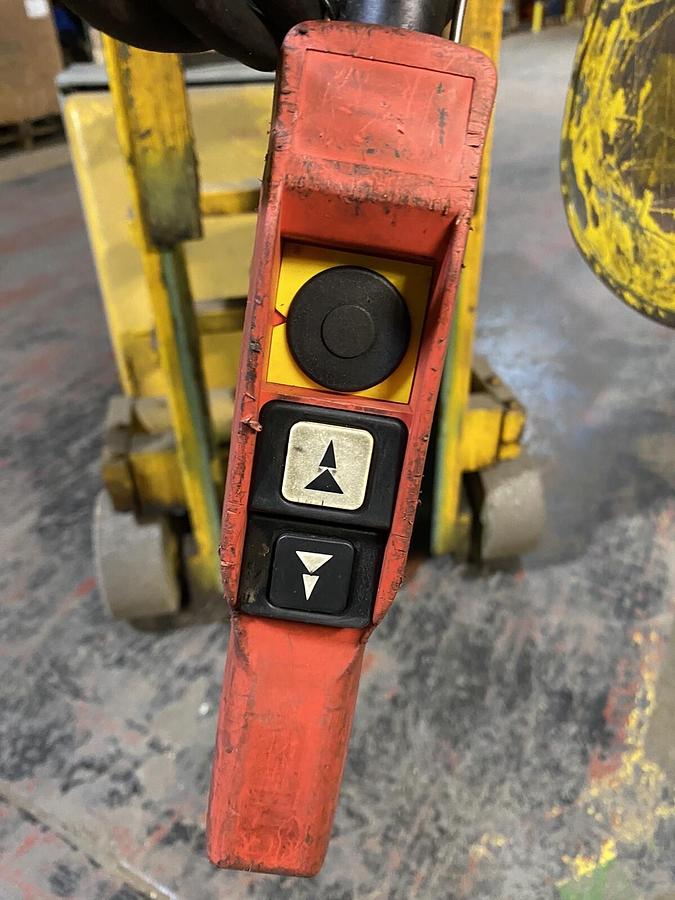 Used Budgit,310980-1,Electric Hoist 1 Ton 1HP 230/460v 3PH