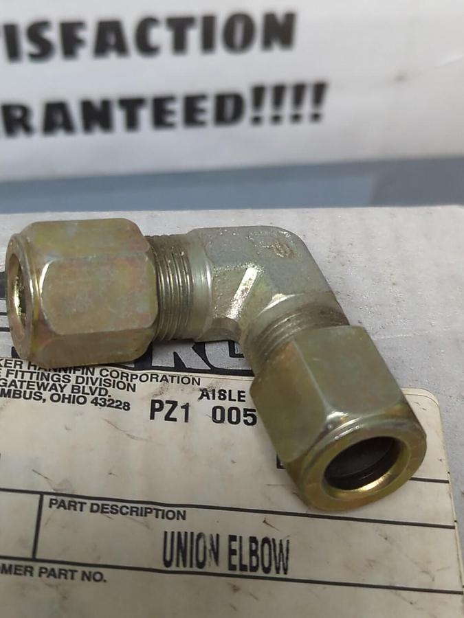 PARKER FERULOK,8-EBU-S,90° ELBOW HYDRAULIC TUBE CONNECTOR 1/2 IN NPT LOT OF 30