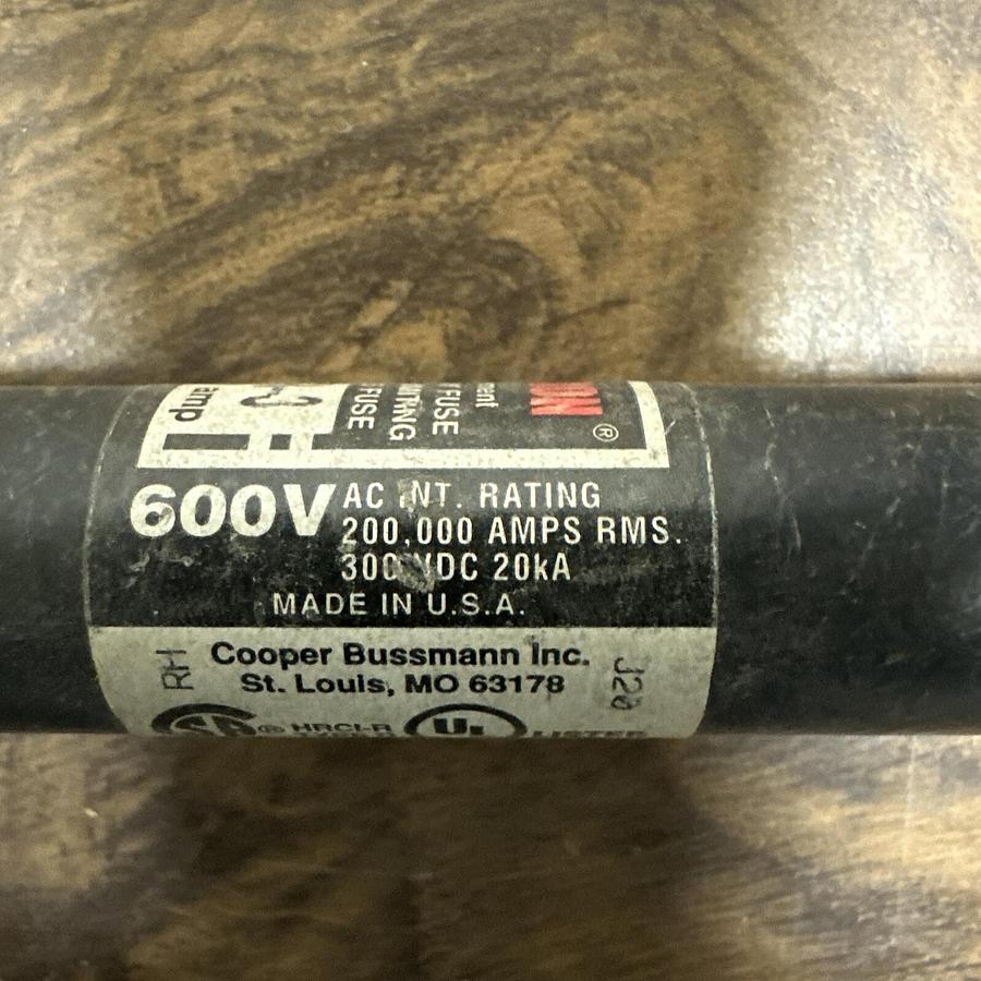 Used Fusetron,FRS-R-3,600VAC Dual Element Time Delay Fuse LOT of 4