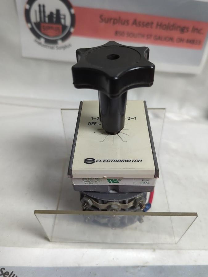 Used ELECTROSWITCH,TYPE W2,ROTARY SWITCH 600V-8A 600V-20A PRE-OWNED