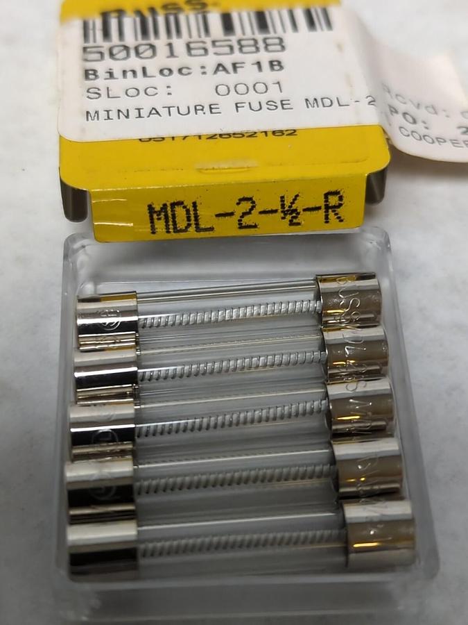 COOPER BUSSMANN,2-1/2-R,GLASS FUSES PACK OF 5 NOS
