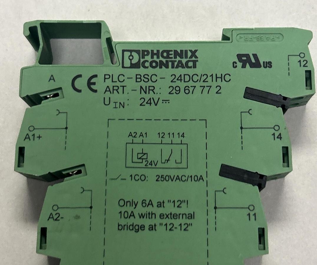 Used PHOENIX CONTACT,PLC-BSC- 24DC/21HC,RELAY BASE
