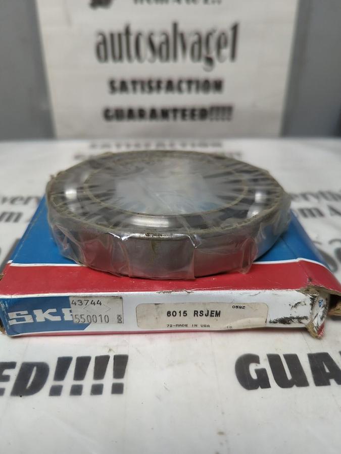 SKF,6015 RSJEM,DEEP GROOVE BALL BEARING NOS